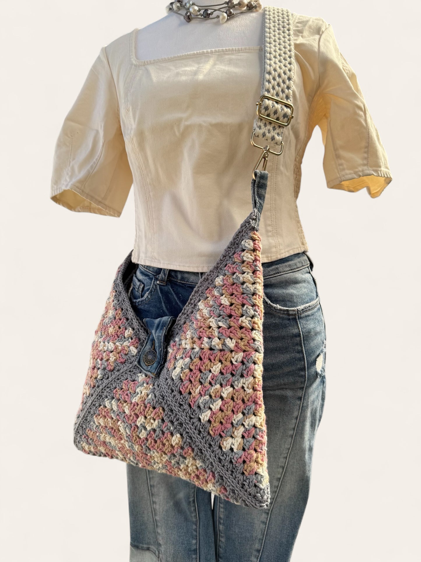 Urban Rose LUNA hand crochet bag