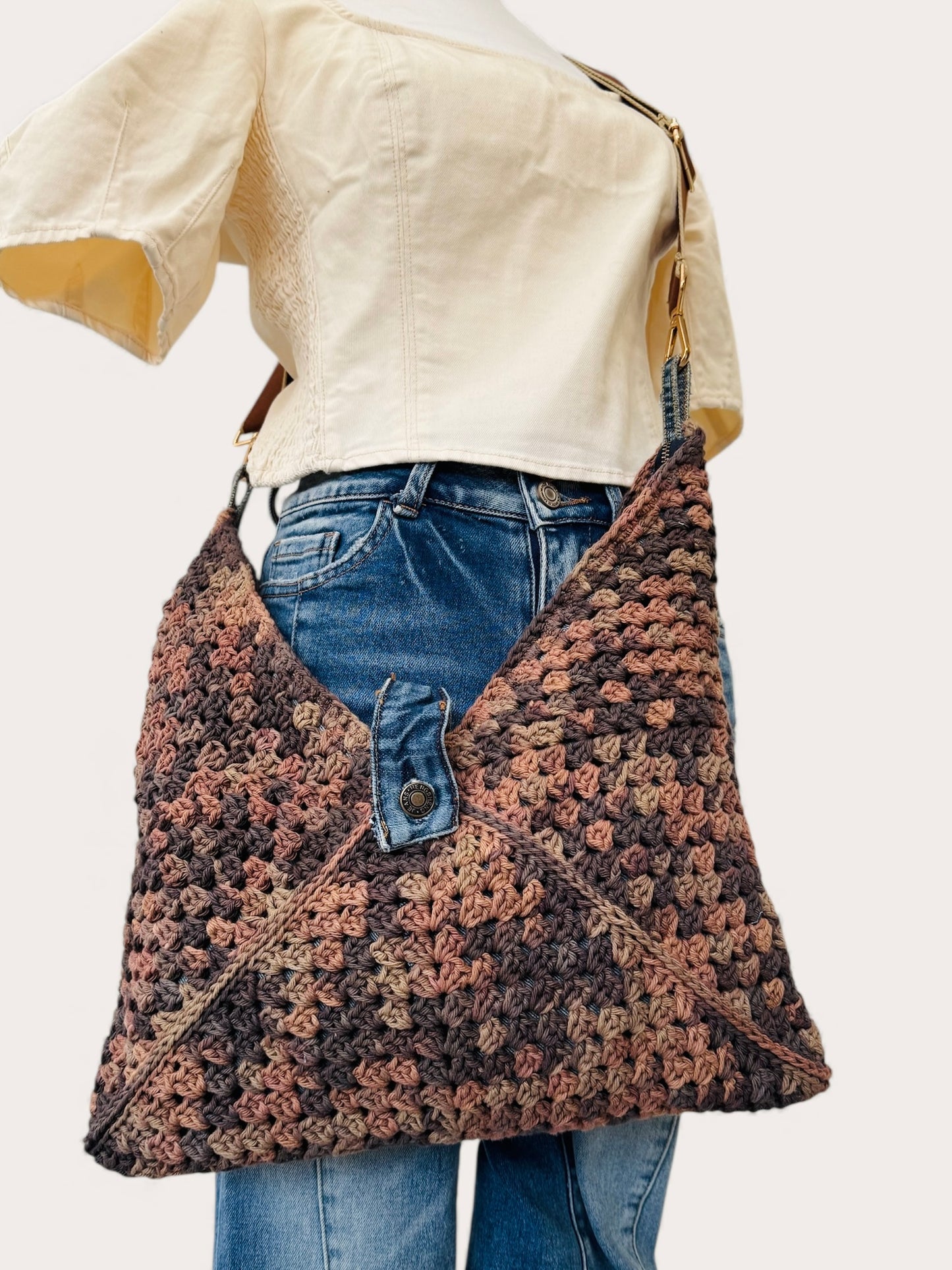 Camo LUNA hand crochet bag