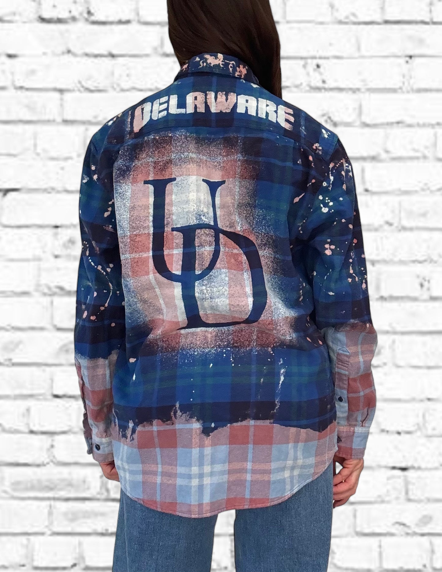 University of Delaware Bleach Logo Flannel