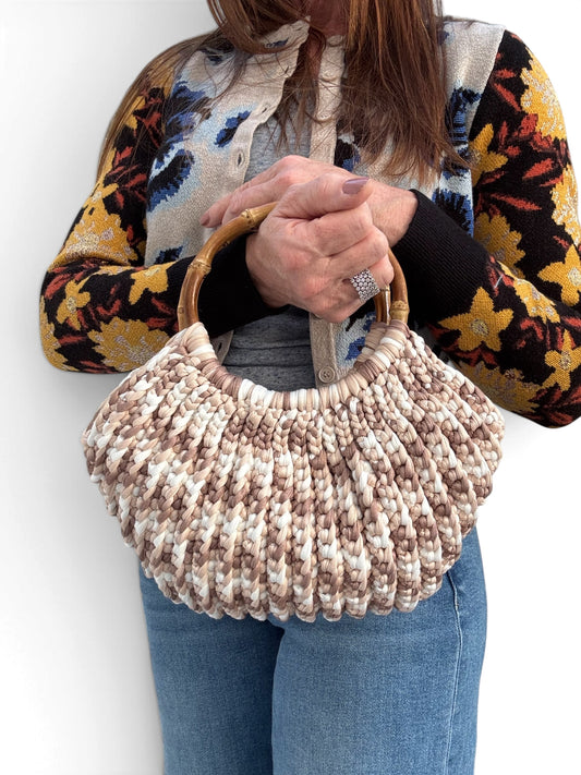 The FANFARE in Caramel Cloud, hand-crochet bag