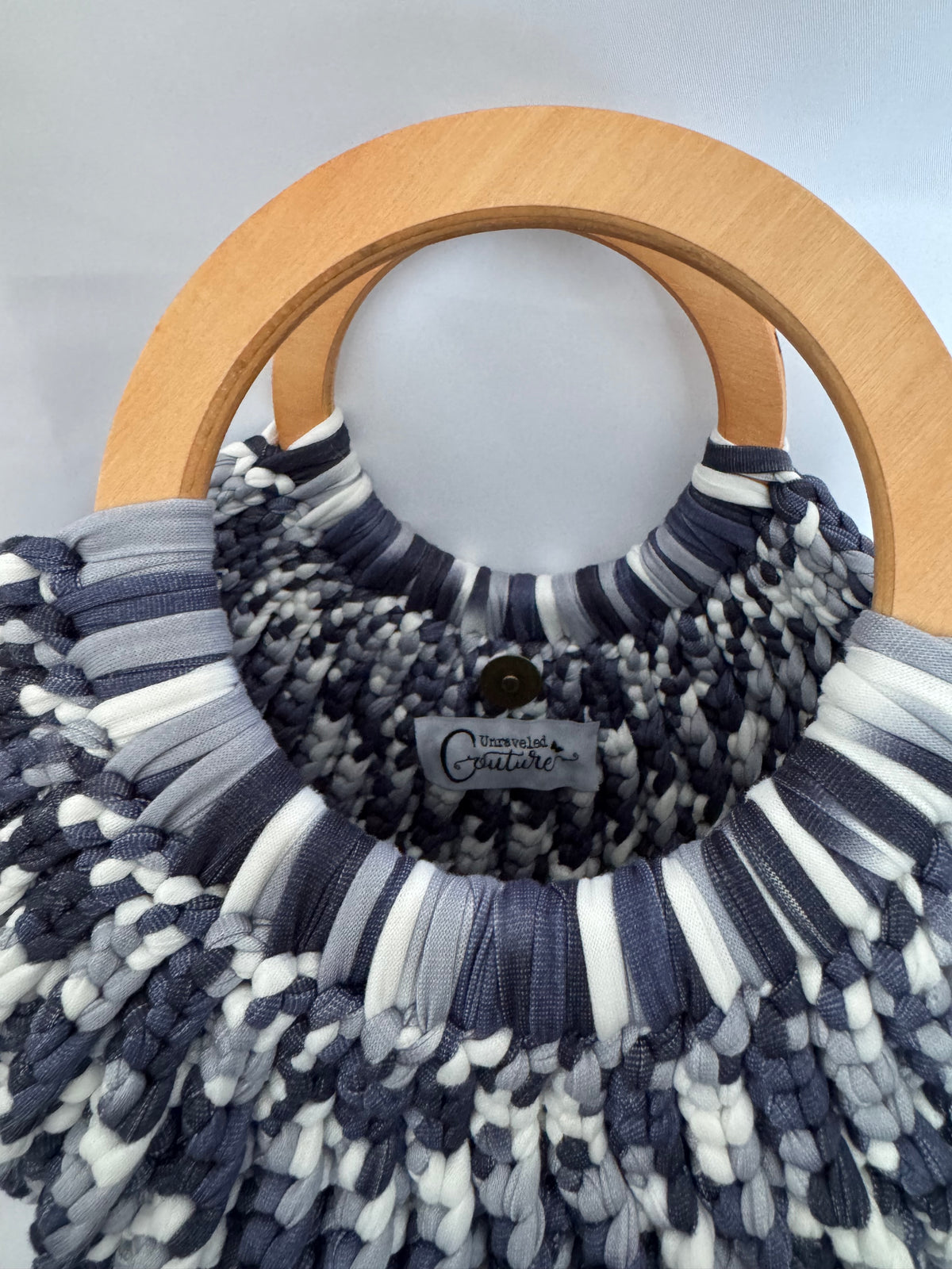 The FANFARE in Moody Sky, hand-crochet bag